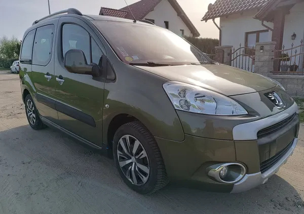 peugeot Peugeot Partner cena 28900 przebieg: 161532, rok produkcji 2012 z Kartuzy